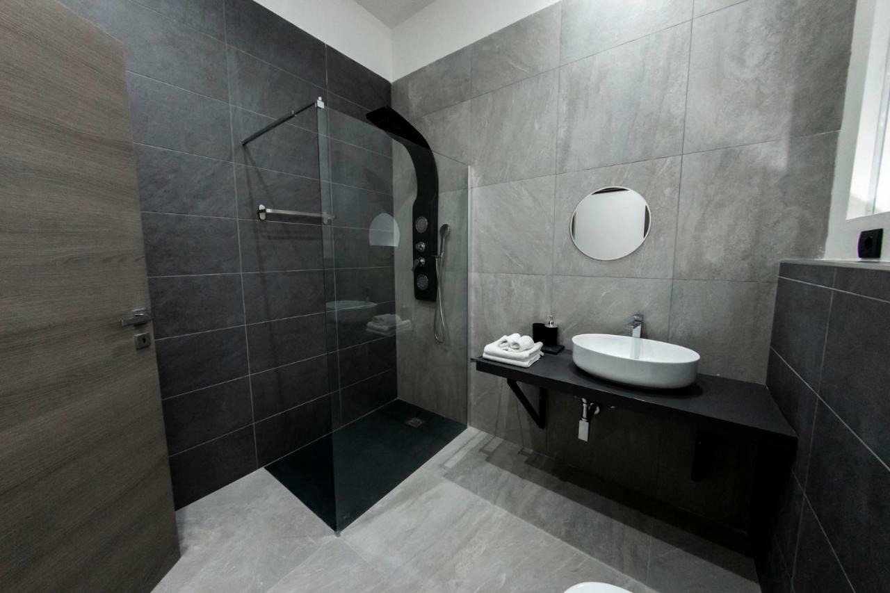 Margot Fiera Verona Ngoại thất bức ảnh